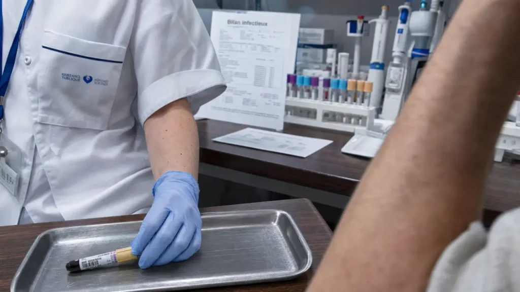 Prise de sang : CRP NFS VS pour infection virale ou bacterienne